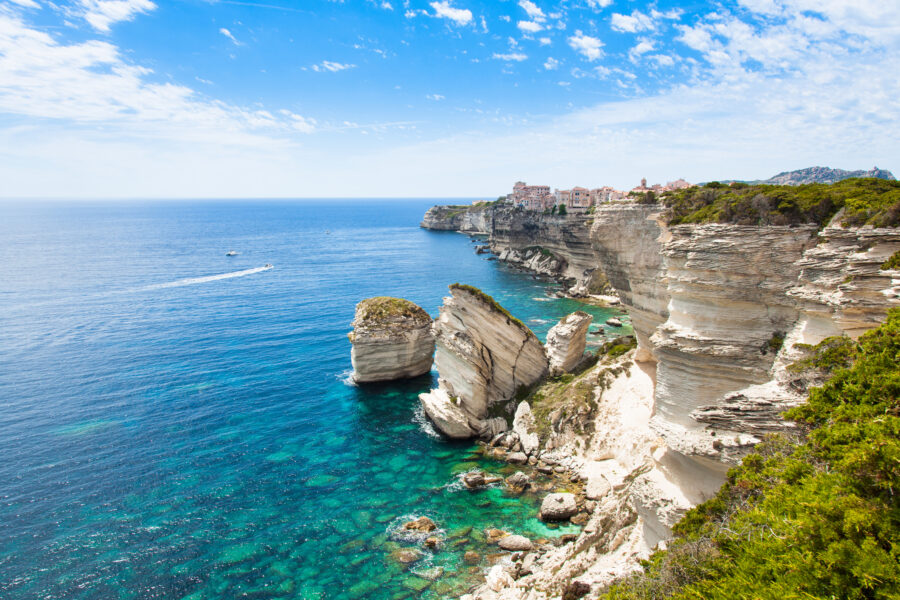 Grand tour de Corse, l'île de beauté révèle ses trésors.