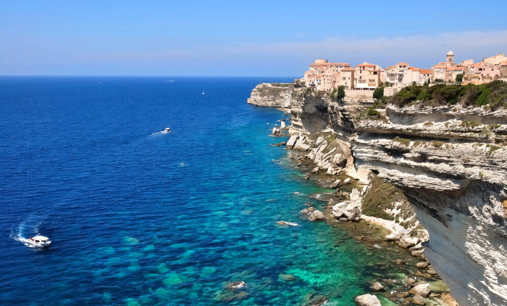 Grand tour de Corse, l'île de beauté révèle ses trésors.