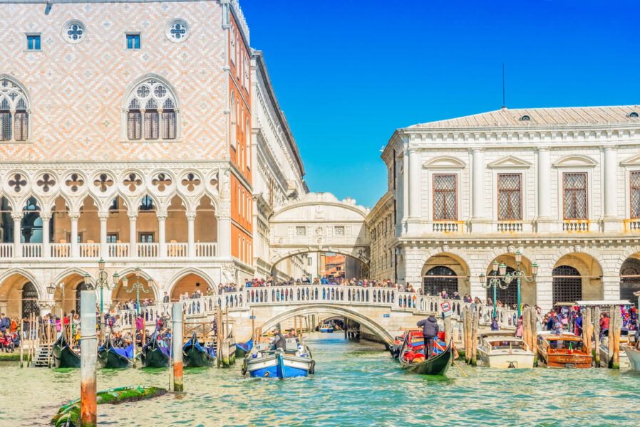 De Venise, la cité des Doges, à Mantoue, bijou de la Renaissance
